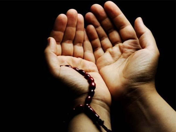 سب کچھ یہاں فریب ہے یکسر فریب ہے۔۔۔ !